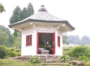 「岡倉天心」六角堂