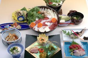 大山名水より生まれる豆腐料理と山海料理といのしし鍋