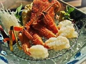 料理長厳選の新鮮な毛蟹をお楽しみください。