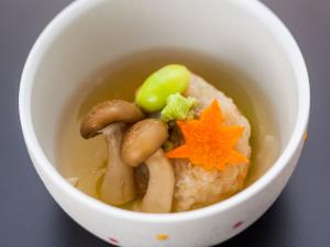 うつぼの蓮根蒸し（銀あん）