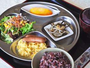 朝食の一例（メニューは日替わりとなります）
