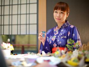 【レストラン四季】間仕切りのついた個室風レストラン四季で大切な時間をお過ごし下さい。