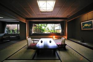北の丸４Ｆ特別室フロア仙渓園「芙蓉」　１５畳の和室