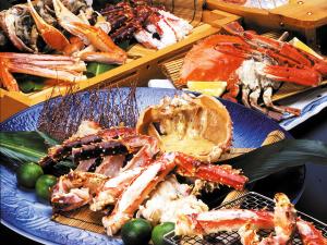たらば蟹・ずわい蟹を中心に、地元食通も唸らせる渡り蟹をさまざな調理法で