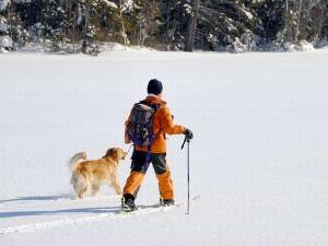 雪道トレッキングもお勧め。凍った阿寒湖の上を歩いてみませんか？　※イメージ