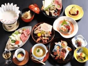 大好評の京野菜と湯葉の会席。湯葉好きにはたまらないコースに仕上がっています♪