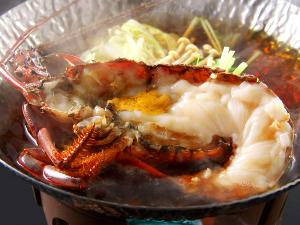 【お鍋は３種類の中からチョイス】(1)金目鯛のしゃぶしゃぶ(2)伊勢海老鍋(3)和牛すき鍋