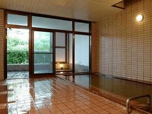 露天風呂付き温泉大浴場