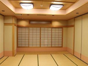大広間14畳　パーティション区切り　テレビ、冷蔵庫なし