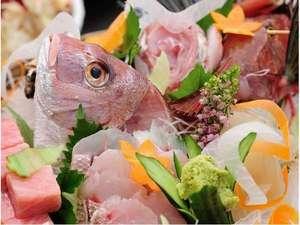 日本海の幸満載_お造り大鉢盛り