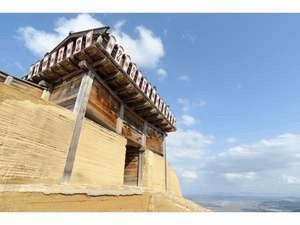 桃太郎伝説「温羅伝説」ゆかりの地　　鬼ノ城　西門