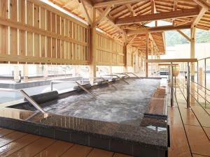 大露天風呂『翠明の湯』寝湯
