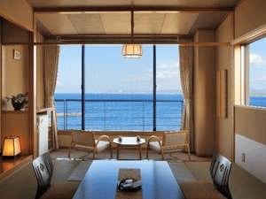 オーシャンビュー花の館バストイレ付和室。まるで舟に乗っているようです☆