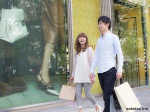銀座まで徒歩圏内！ショッピングデートにも便利な新橋ステイ♪
