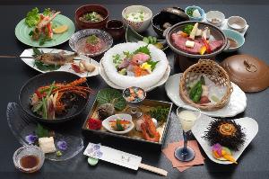 ご夕食の一例　月膳コース　温泉内湯付客室　特別料理