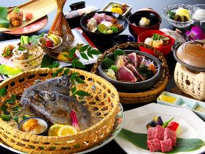 【高知と言えばやっぱり「鰹」でしょ♪】カツオづくしの「満腹会席」をお部屋堪能♪