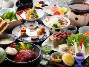 熊本名物『さくら会席』馬肉（さくら）