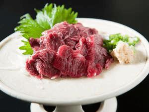 熊本名物の馬刺♪新鮮な馬肉（さくら）を直送