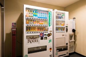 自販機コーナー　ジュース、お水、ビールなどをご用意
