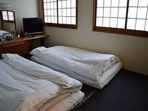 和室　ゆっくり体を休めるお部屋となっております。