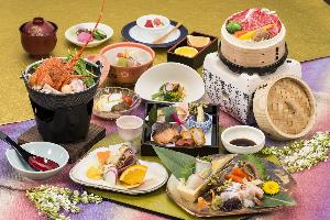 牛せいろ蒸し＆海老の具足鍋。春のグルメ会席（イメージ）