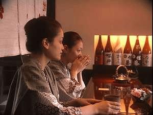 カウンターバー 焼酎蔵　手に入りにくい希少な焼酎もございます