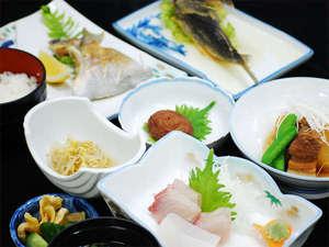 屋久島産の食材を使った料理をご堪能下さい