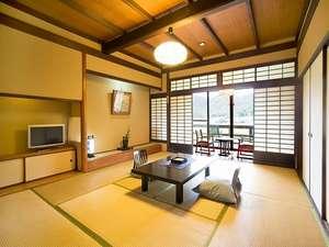 里の館