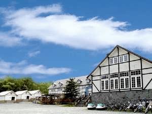 大自然の中に建つヨーロッパ調のプチホテル。