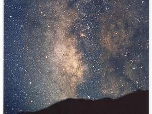 幻想的な星空