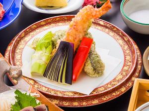 海老彩り揚げ　ウツボ青のり揚げ