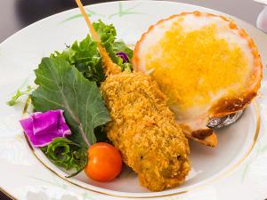 長太郎グラタンと鯨の串カツサラダ