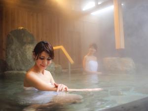 【温泉大浴場 庭の湯】