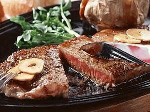 ジューシーな福島牛♪肉汁たっぷりのステーキをお楽しみください。