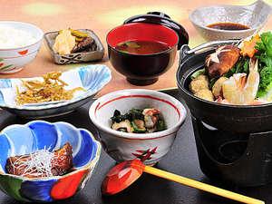 ボリューム満点♪日替わりでお楽しみ頂ける御夕食♪