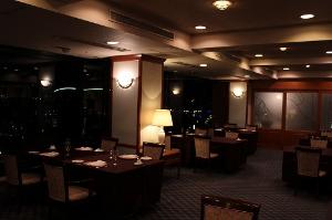 フォンセ(夜)