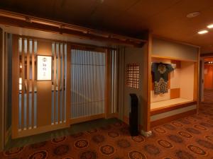 ■【別館フロアのエントランス】各階とも別館ご宿泊のお客様専用エントランスを設置。