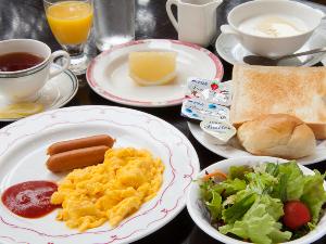 【洋朝食(例)】朝からたっぷり食べて、一日の活力をチャージ！