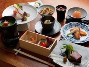 ご夕食（ある日の一例）／期間限定！お手軽和食「季節の膳」