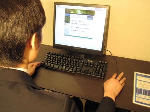 24時間ご利用頂けるお客様用PCを設置！