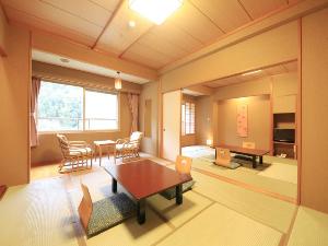 大部屋（和室12畳+和室8.5畳）