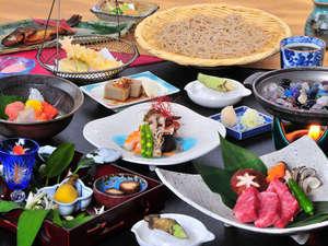 たまには贅沢にブランド牛に舌鼓♪見た目にも華やか、大名石焼きで頂く。