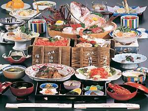 量★★☆　素材★★☆　　　　2人で30品の食べくらべ。相合傘気分で味わって