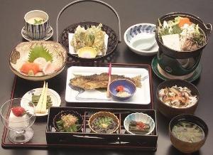 マタギの里季節膳