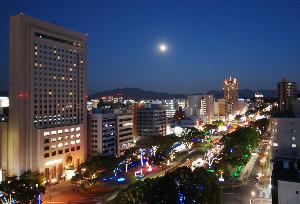 外観（夜）