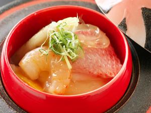 【金目鯛フカヒレ餡掛け】脂がのった金目鯛にぷるるんコラーゲンとろ～り深い旨味のふかひれ餡が絶妙の逸品