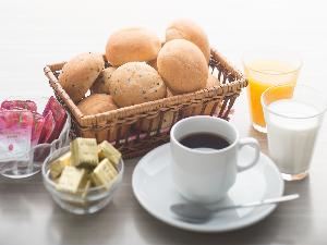 02　コーヒーとパン
