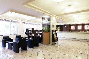 ロビー　　庵治石など香川の特産品紹介コーナーや瀬戸内の島々のパンフレットコーナー設置。