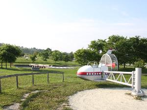 全力でペダルをこいでプロペラをフル回転♪