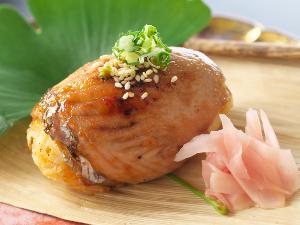 【城西館名物】味噌風味のカツオ巻きおにぎり★一度食べたらやみつきになる味です！